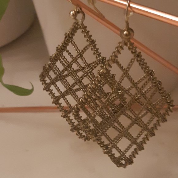 Gold Tones Earrings - Picture 1 of 3